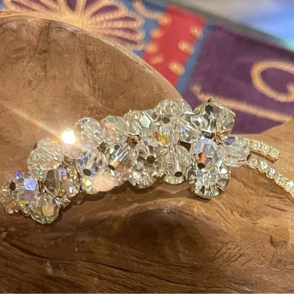 1950s Vintage Juliana Rhinestone Beaded Sparkling ChaCha AB Leaf Goldtone Brooch - Picture 5 of 10